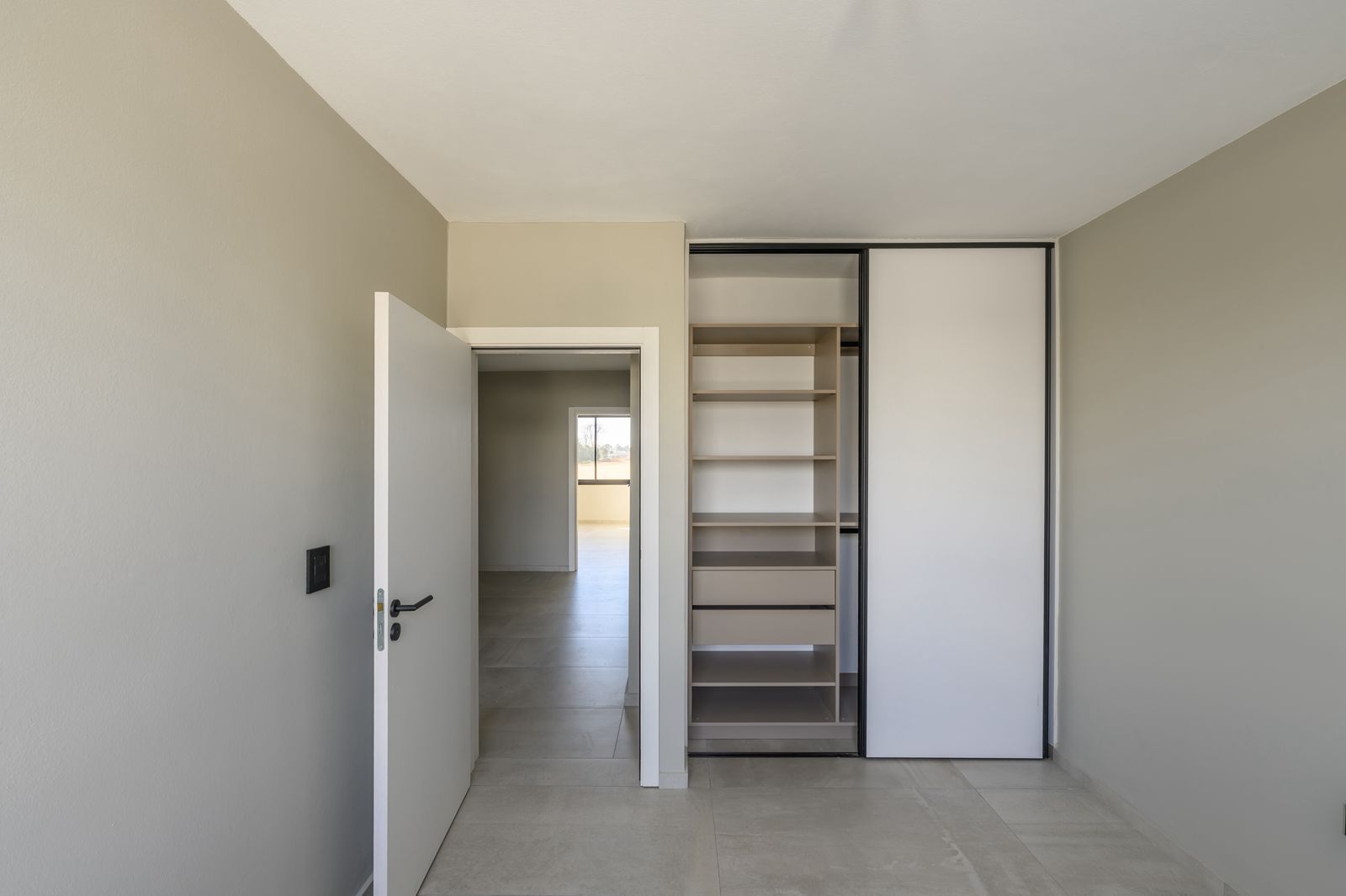 Housing CG