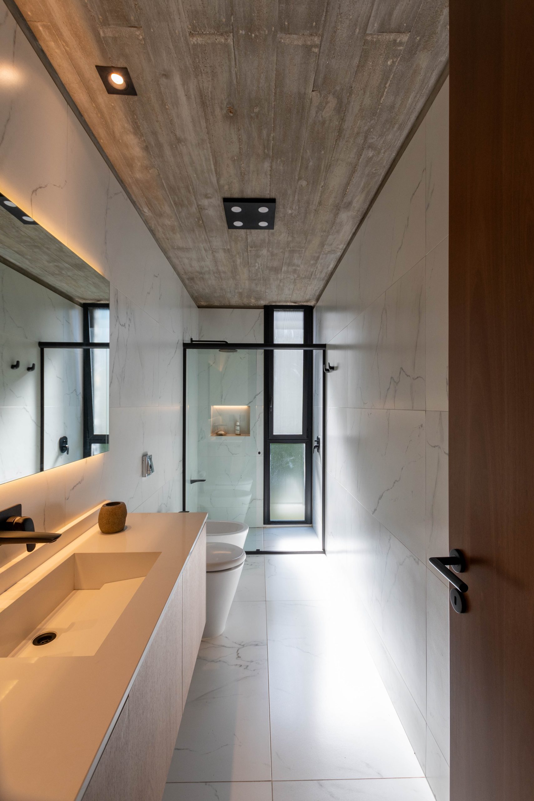 CASA L – Valle Escondido