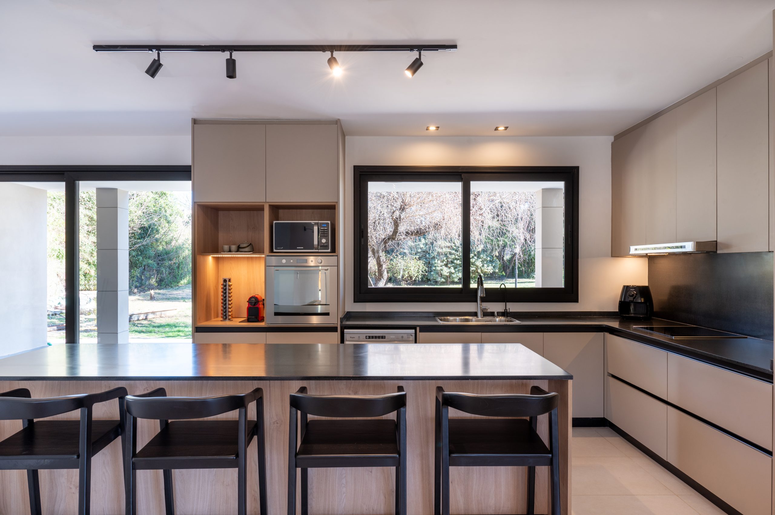 CASA FF – Lomas de la Carolina