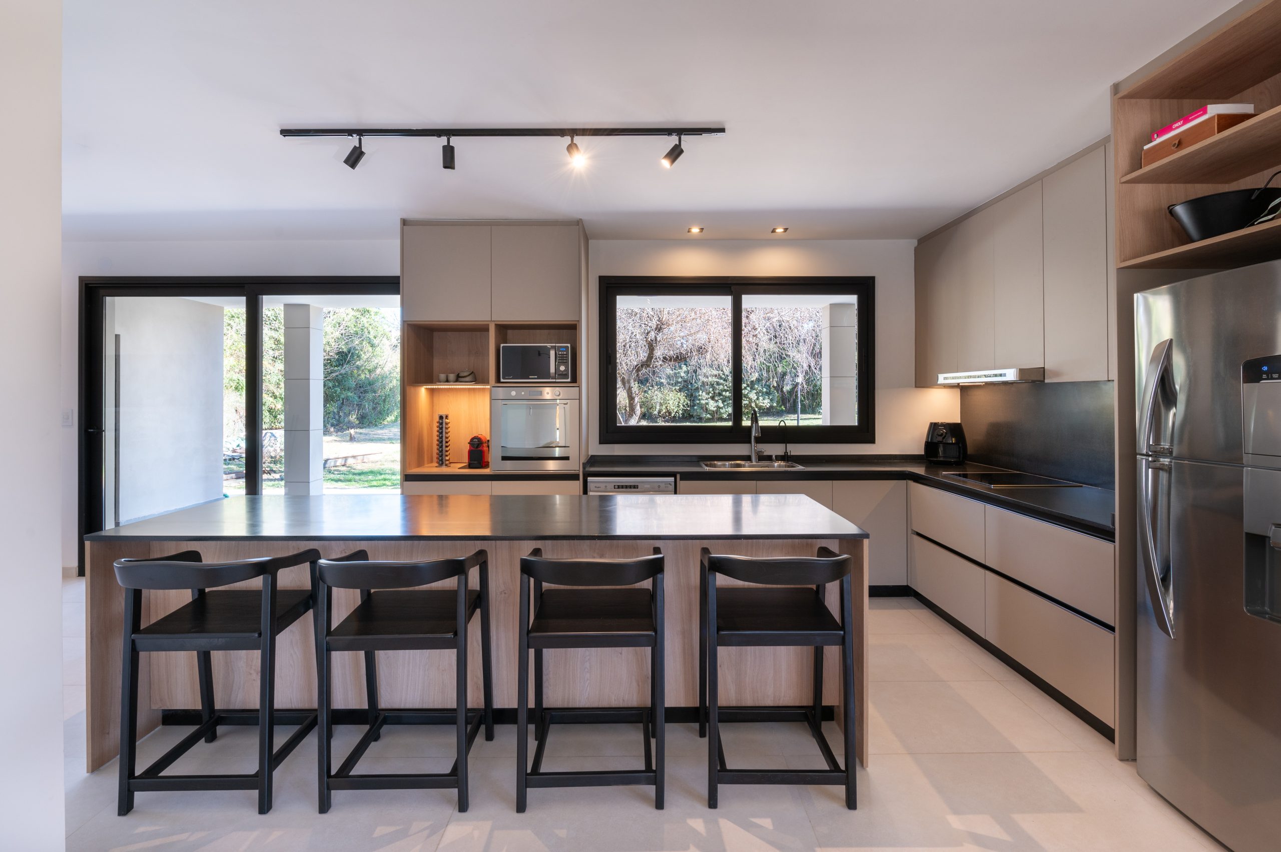 CASA FF – Lomas de la Carolina