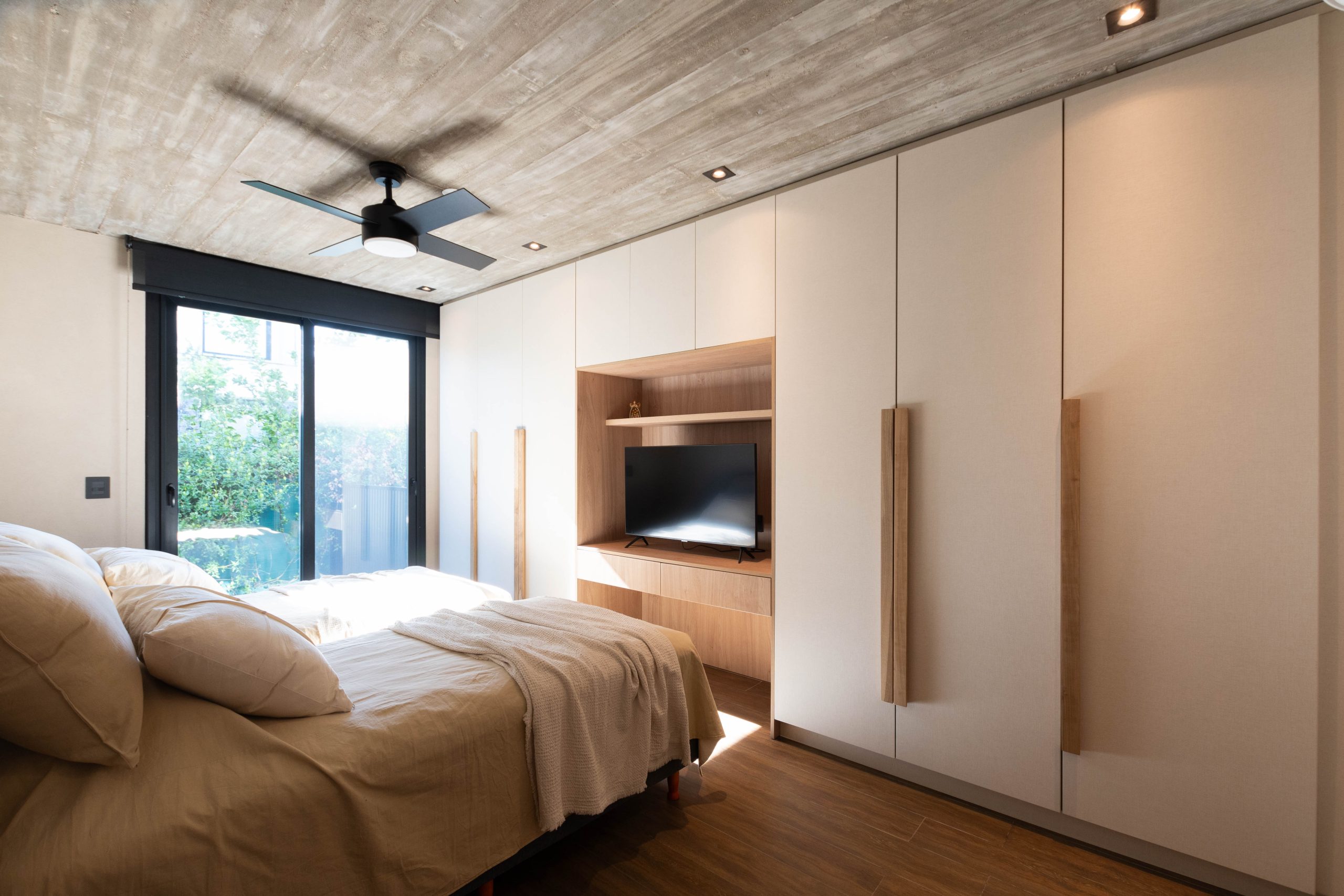 CASA L – Valle Escondido